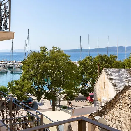 Galatea - Town Centre With Free Parking Apartment *