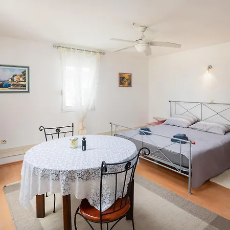 Galatea - Town Centre With Free Parking Baska Voda